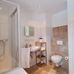 3 Bedroom Cozy In Holiday home