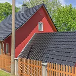 3 Bedroom Cozy In *