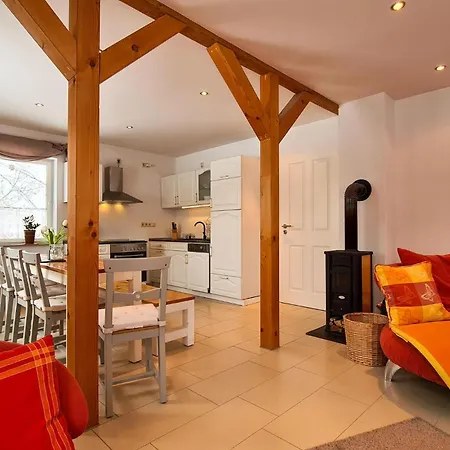 3 Bedroom Beautiful In Holiday home Pulsnitz