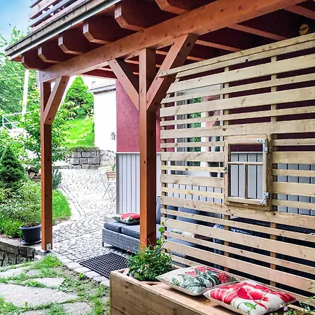 3 Bedroom Cozy In